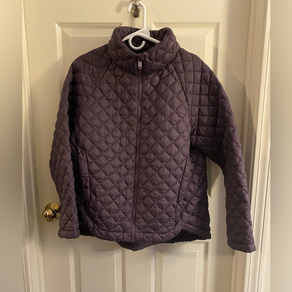 Athleta Whisper Featherless Puffer Jacket
